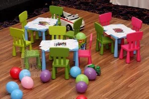 masute si scaunele petrecere copii